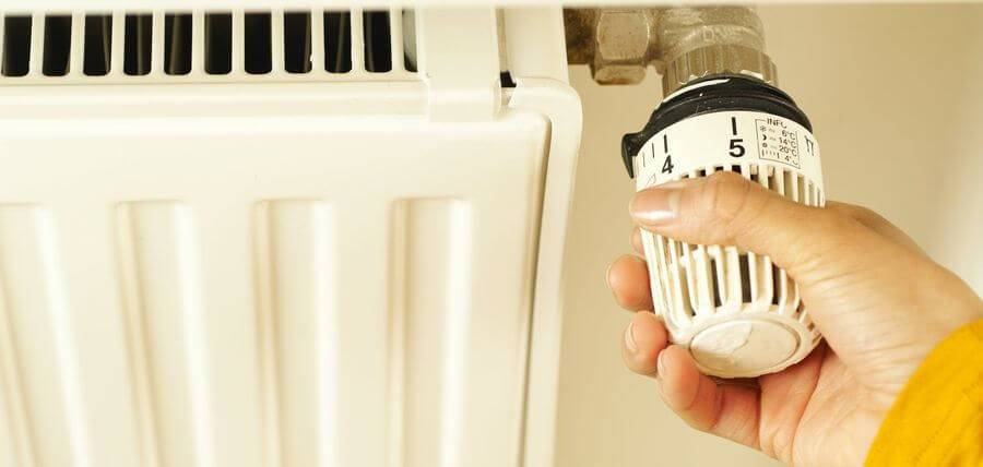 Heizkörper mit Thermostat
