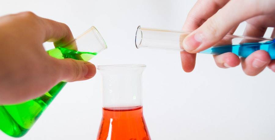 Chemisches Glas